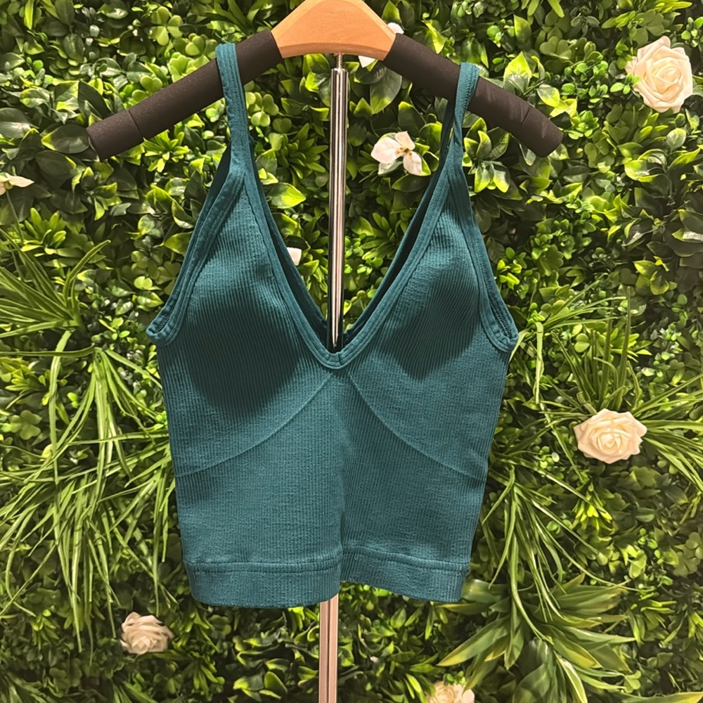 🆕 W/O🏷️ Free People Happiness Runs Tank XS/S 💚